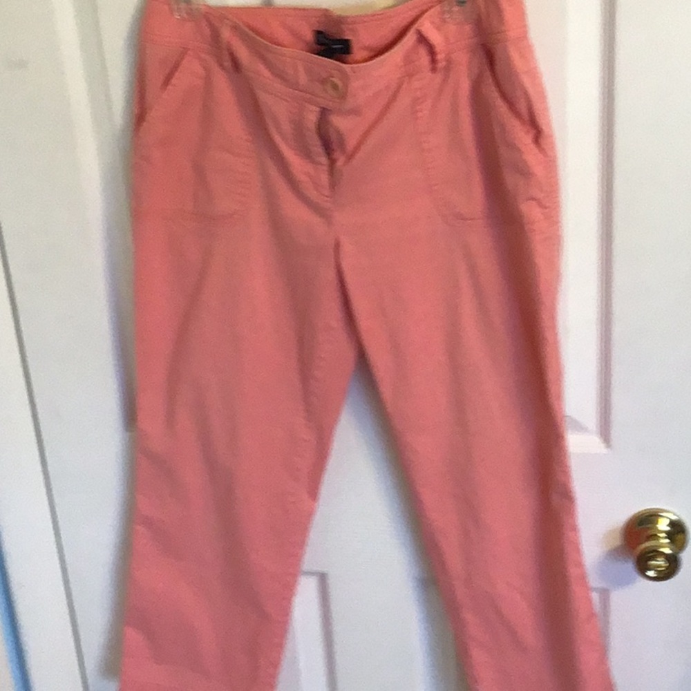 Capri pants coral